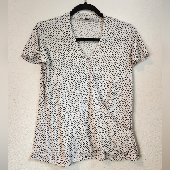 Adrianna Papell Tops - Adrianna Papell‎ White w/ Black Squares Faux Wrap Shirt w/ Cape Sleeves, Small